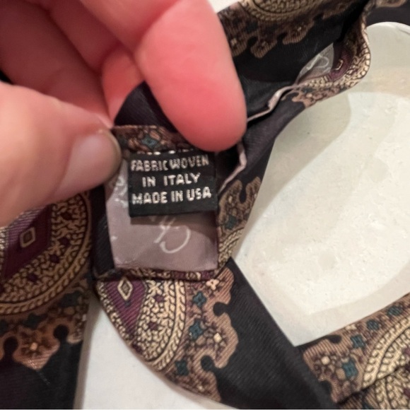 Vintage Christian Dior Men’s Black Medallion Printed Silk Tie - Picture 7 of 7